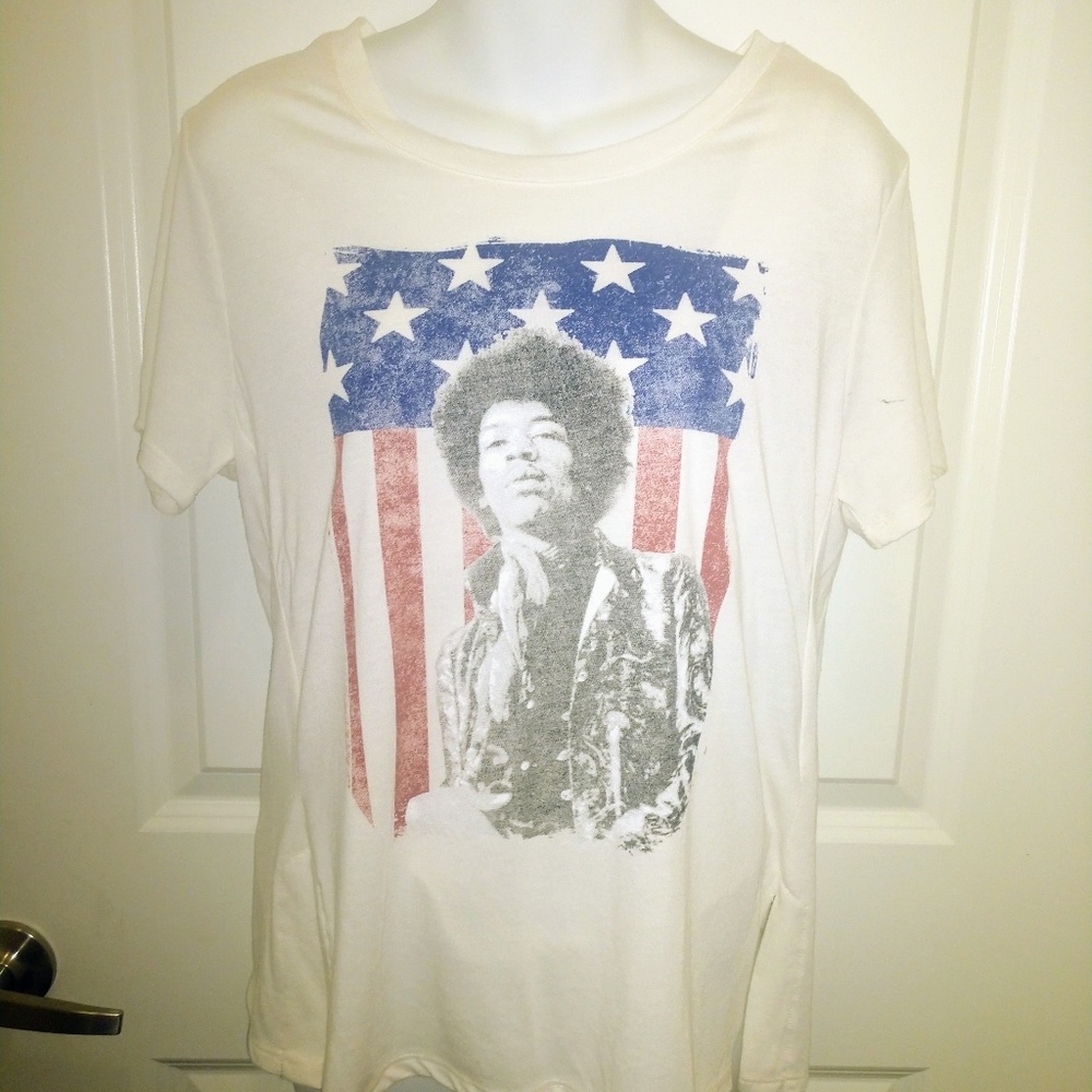 Jimi Hendrix tee shirt